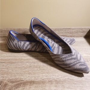 Rothys zebra points!